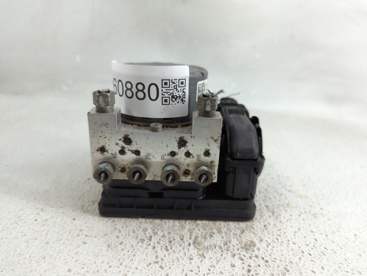 2017 Cadillac Xts Anti-Lock Brake ABS Pump Module Actuator OEM P/N:84123941 Fits OEM Used Auto Parts - Oemusedautoparts1.com