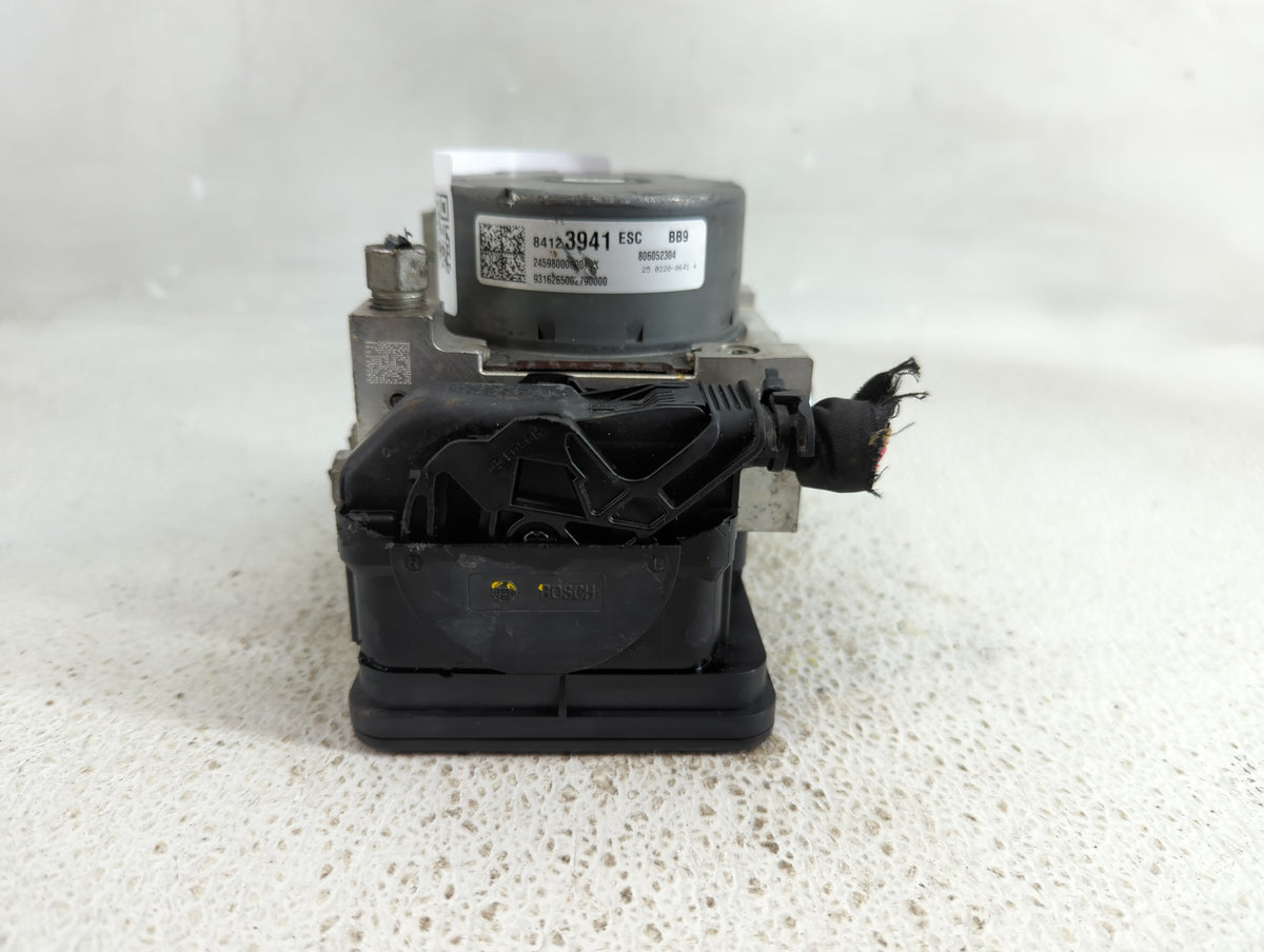 2017 Cadillac Xts Anti-Lock Brake ABS Pump Module Actuator OEM P/N:84123941 Fits OEM Used Auto Parts - Oemusedautoparts1.com