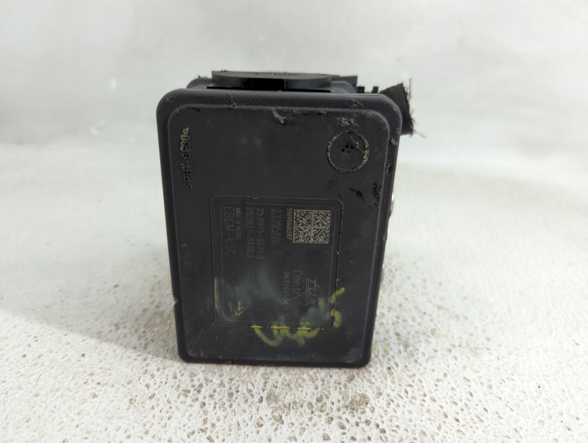 2017 Cadillac Xts Anti-Lock Brake ABS Pump Module Actuator OEM P/N:84123941 Fits OEM Used Auto Parts - Oemusedautoparts1.com