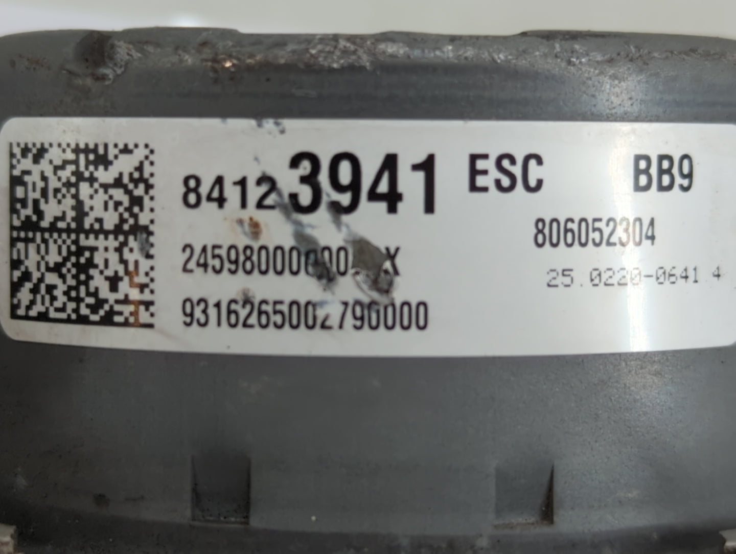 2017 Cadillac Xts ABS Pump Control Module Replacement P/N:84123941 Fits OEM Used Auto Parts - Oemusedautoparts1.com