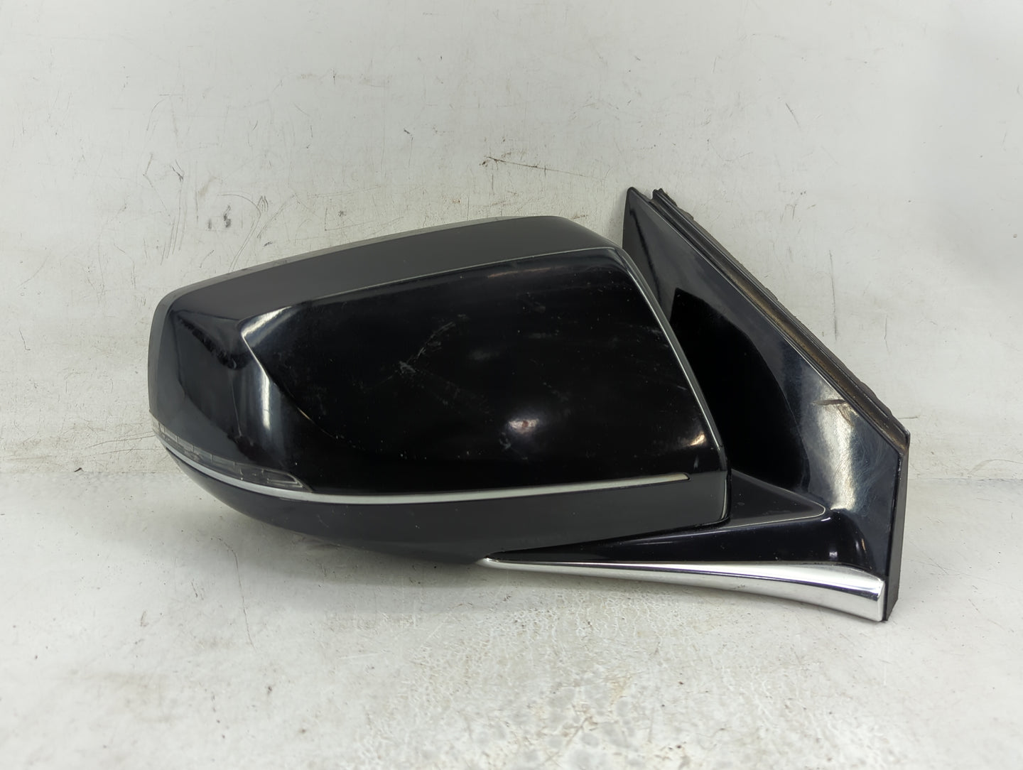 2016-2019 Cadillac Xts Passenger Side View Mirror - Right Door Mirror OEM Used - Oemusedautoparts1.com