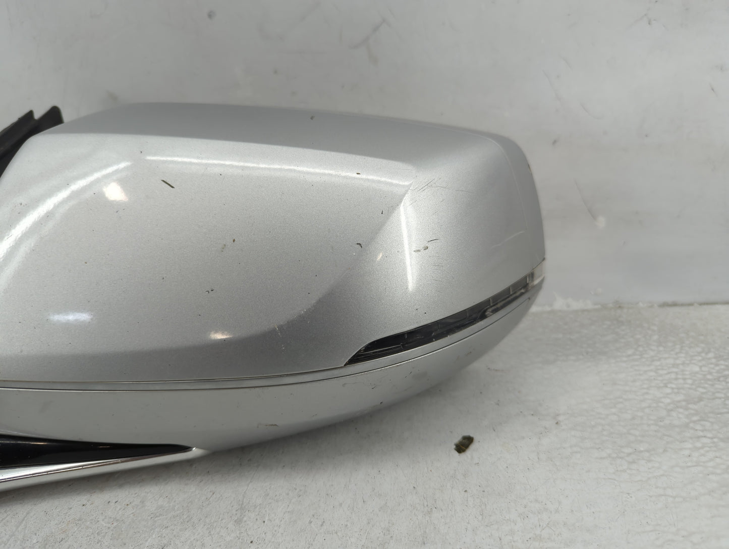 2016-2019 Cadillac Xts Driver Side View Mirror - Left Door Mirror OEM Used - Oemusedautoparts1.com