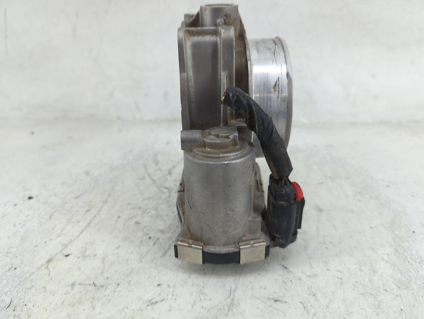 2013-2019 Cadillac Xts Throttle Body P/N:12670981AA Fits Fits 2012 2013 2014 2015 2016 2017 2018 2019 2020 2021 2022 OEM Use
