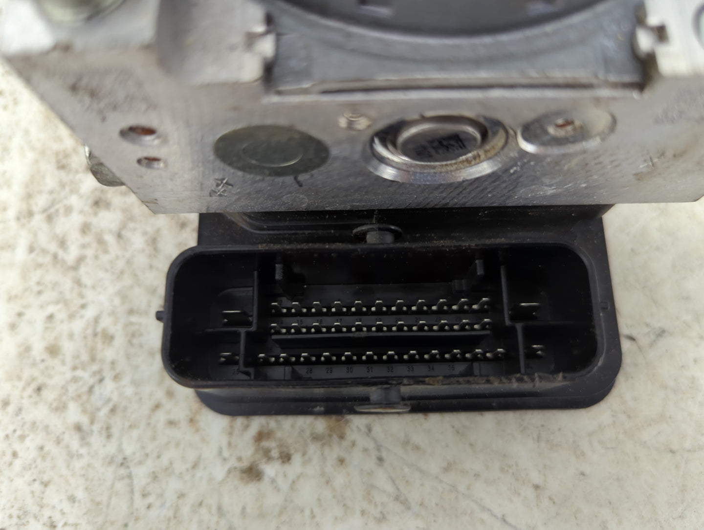 2017 Cadillac Xts ABS Pump Control Module Replacement P/N:23295800 20915-5771.3, 25162-5732.3, 23295860 Fits OEM Used Auto P