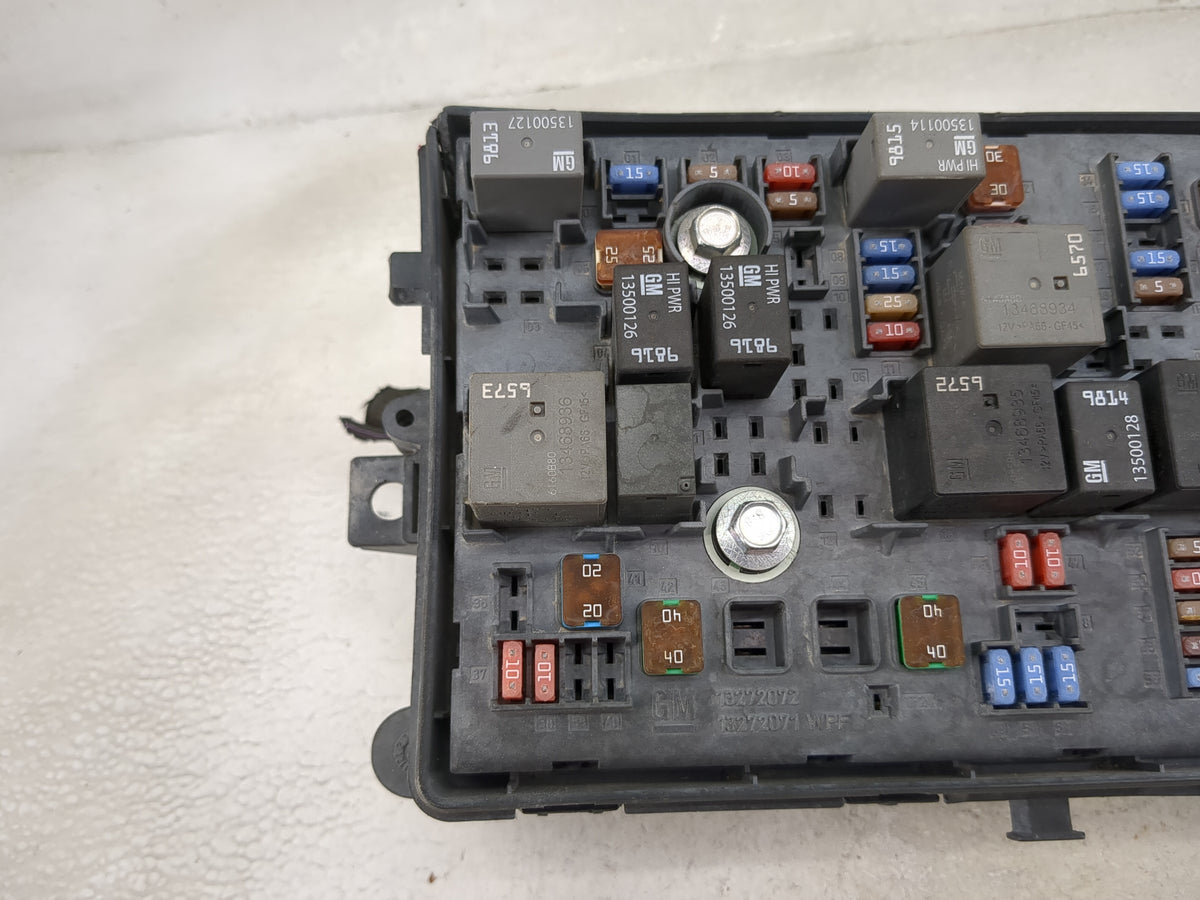 2013 Cadillac Xts Fusebox Fuse Box Panel Relay Module P/N:13272072 13272071 Fits OEM Used Auto Parts - Oemusedautoparts1.com