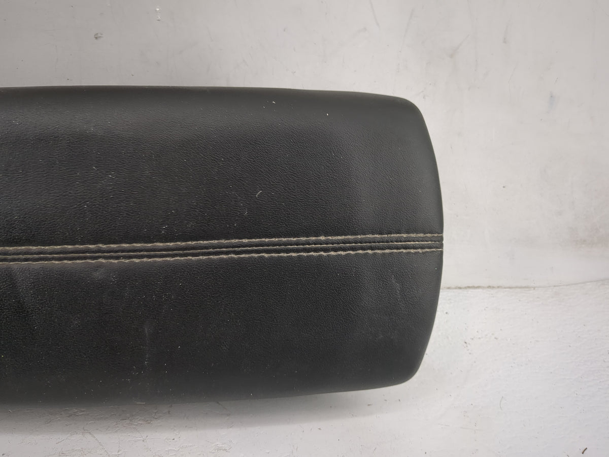 2017 Cadillac Xts Center Console Armrest Cover Lid Fits OEM Used Auto Parts - Oemusedautoparts1.com