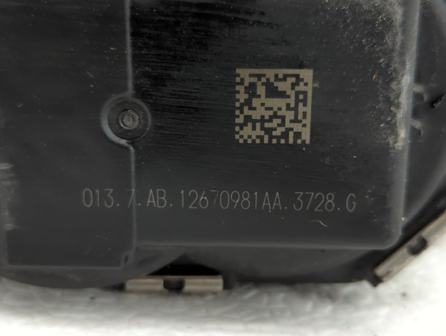 2013-2019 Cadillac Xts Throttle Body P/N:12670981AA 12632172BA Fits Fits 2012 2013 2014 2015 2016 2017 2018 2019 OEM Used Au