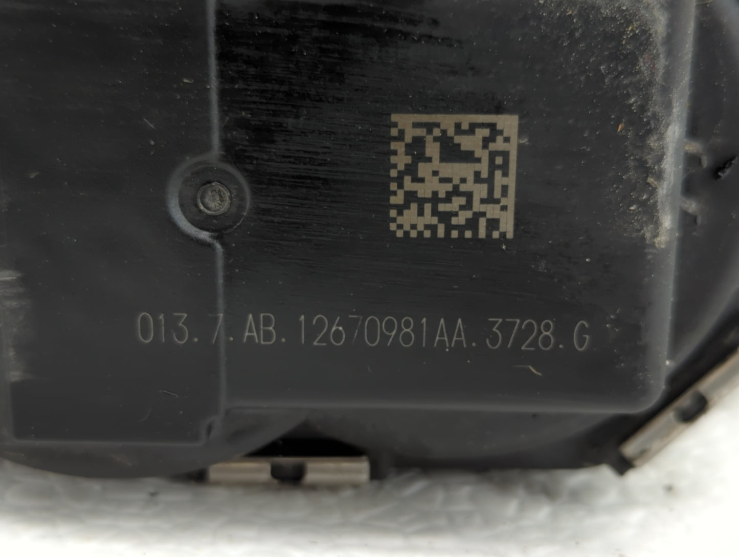 2013-2019 Cadillac Xts Throttle Body P/N:12670981AA 12632172BA Fits Fits 2012 2013 2014 2015 2016 2017 2018 2019 OEM Used Au