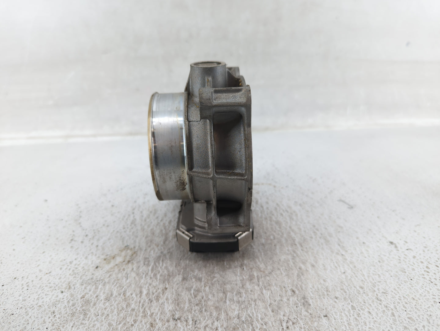 2013-2019 Cadillac Xts Throttle Body P/N:12670981AA Fits Fits 2012 2013 2014 2015 2016 2017 2018 2019 2020 2021 2022 OEM Use