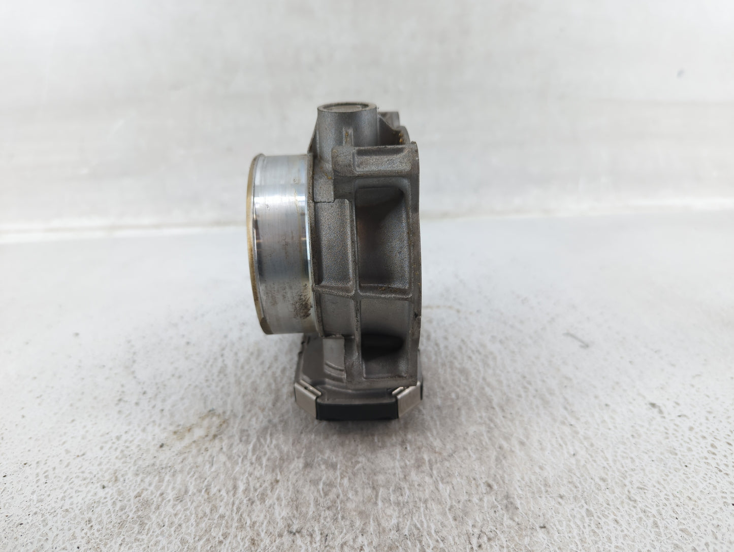 2013-2019 Cadillac Xts Throttle Body P/N:12670981AA Fits Fits 2012 2013 2014 2015 2016 2017 2018 2019 2020 2021 2022 OEM Use