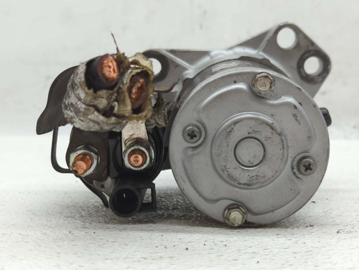 2013-2019 Cadillac Xts Car Starter Motor Solenoid OEM P/N:12645298 Fits OEM Used Auto Parts - Oemusedautoparts1.com
