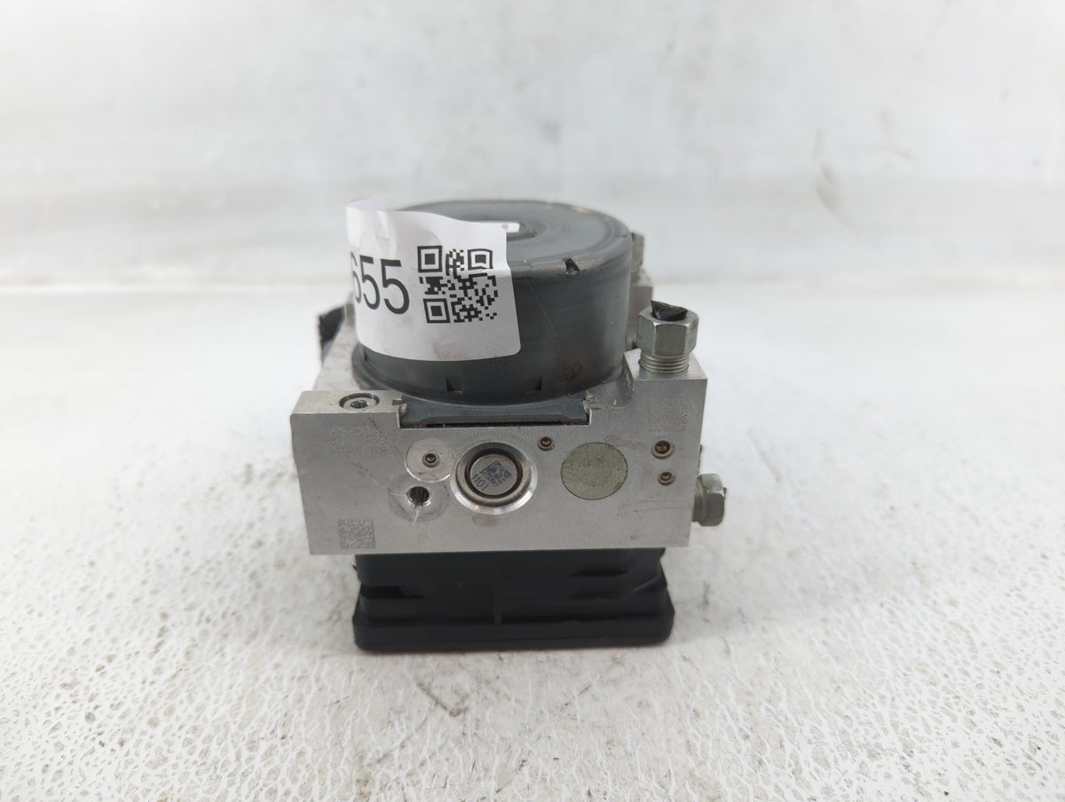 2017 Cadillac Xts Anti-Lock Brake ABS Pump Module Actuator OEM P/N:84123941 Fits OEM Used Auto Parts - Oemusedautoparts1.com