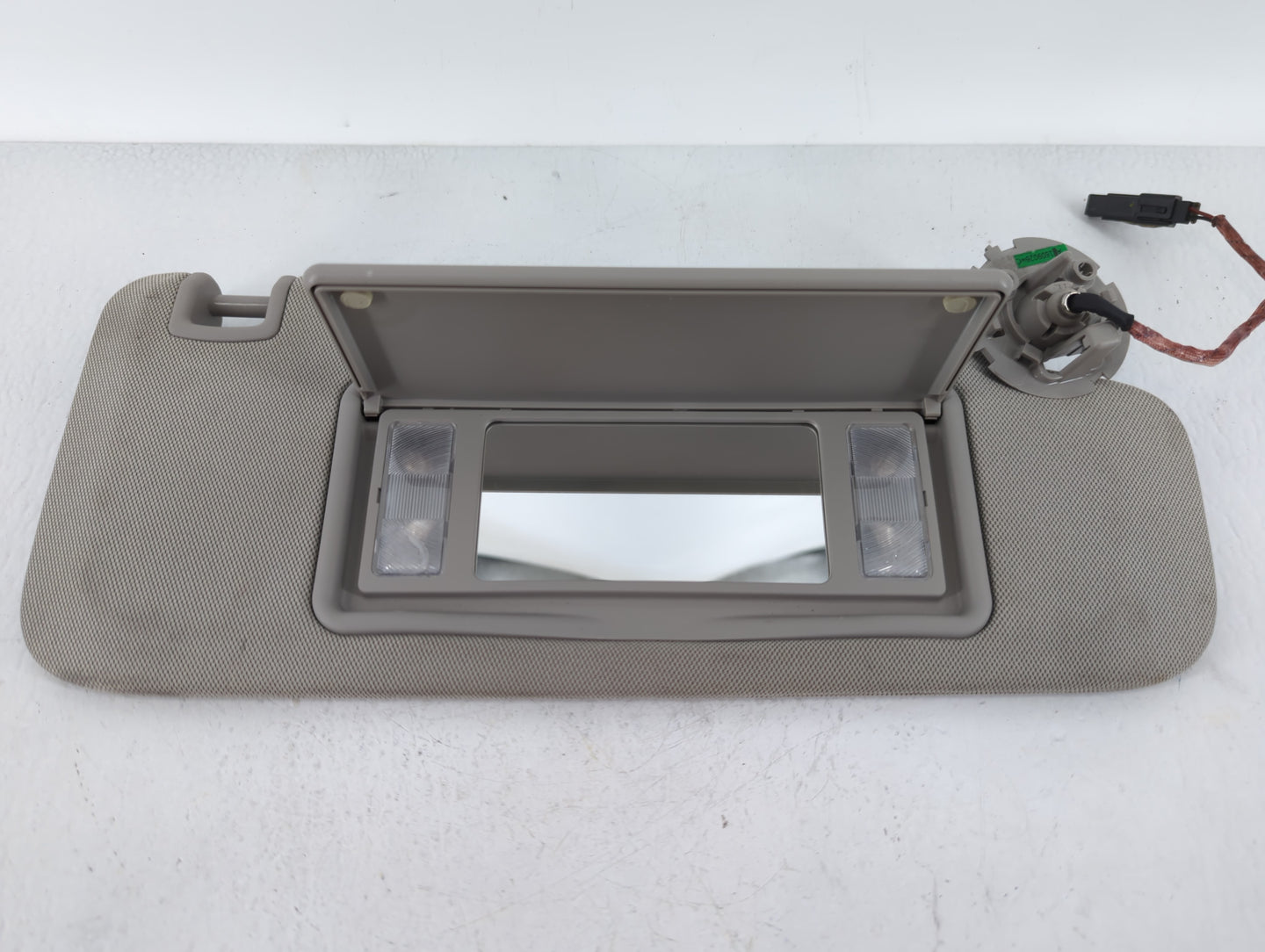 2013-2017 Cadillac Xts Sun Visor Shade Replacement Passenger Right Mirror Fits Fits 2013 2014 2015 2016 2017 OEM Used Auto P