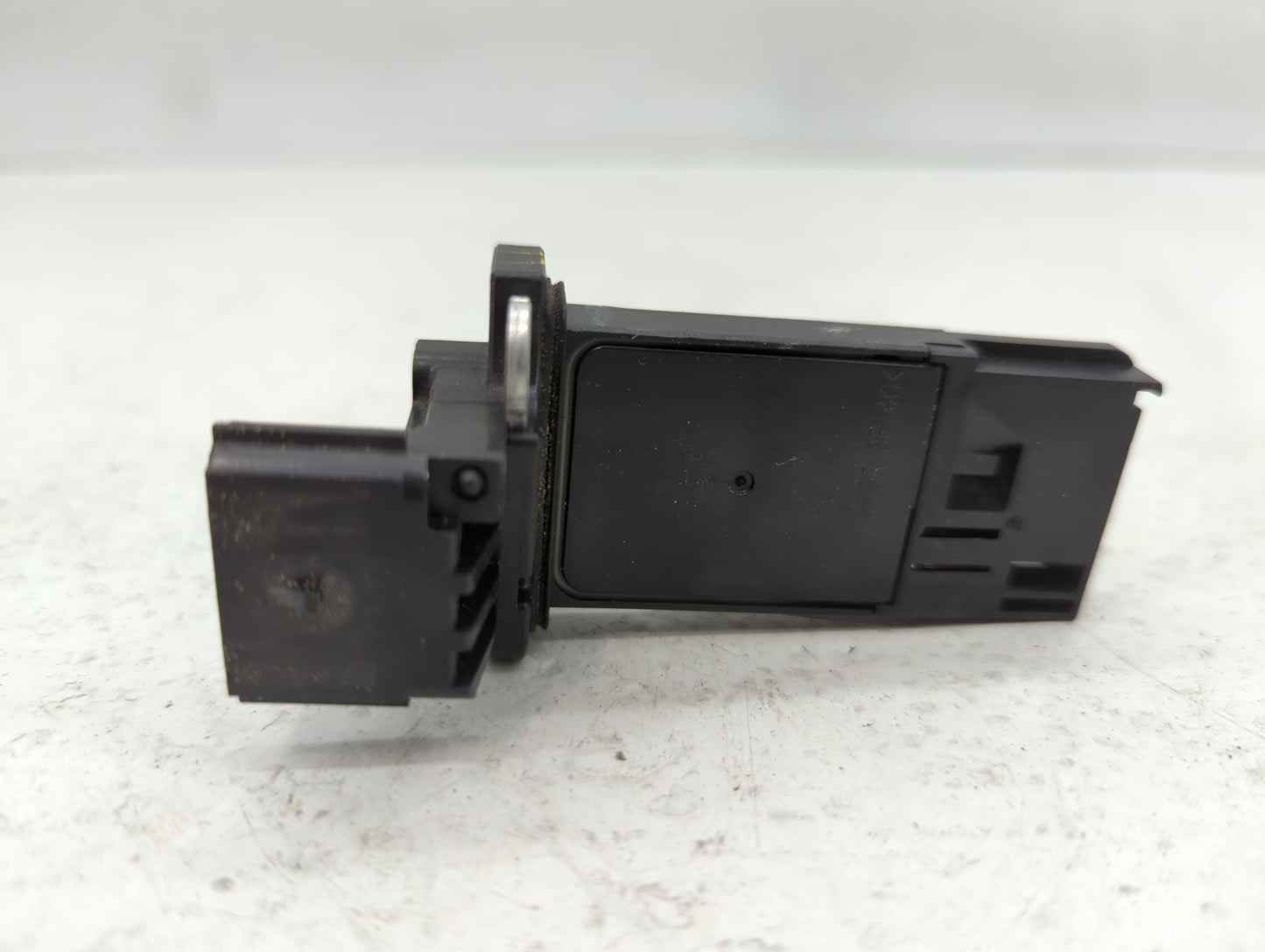 2013-2019 Cadillac Xts Mass Air Flow Meter Maf - Oemusedautoparts1.com