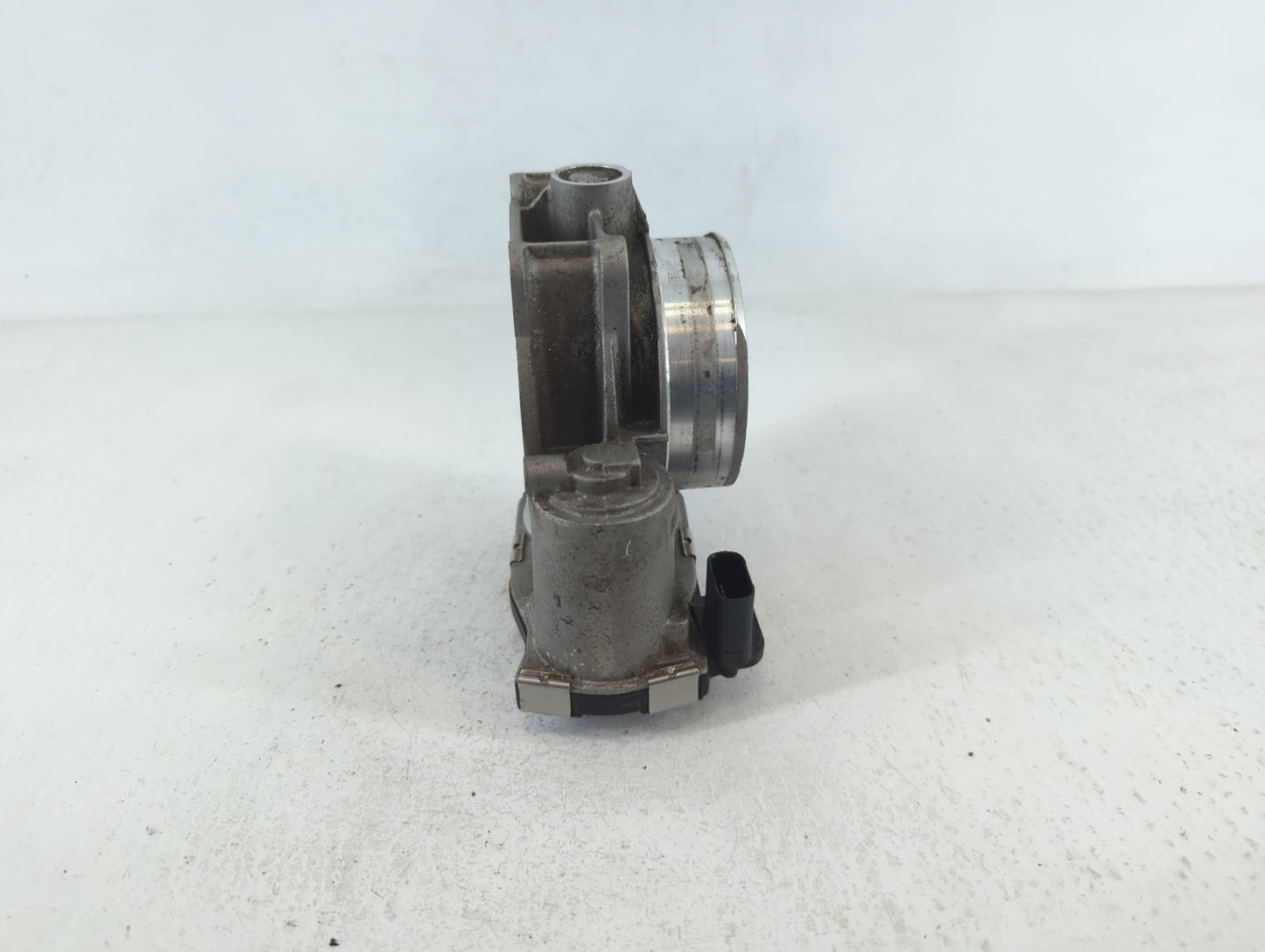 2013-2019 Cadillac Xts Throttle Body P/N:12670981AA Fits Fits 2012 2013 2014 2015 2016 2017 2018 2019 2020 2021 2022 OEM Use