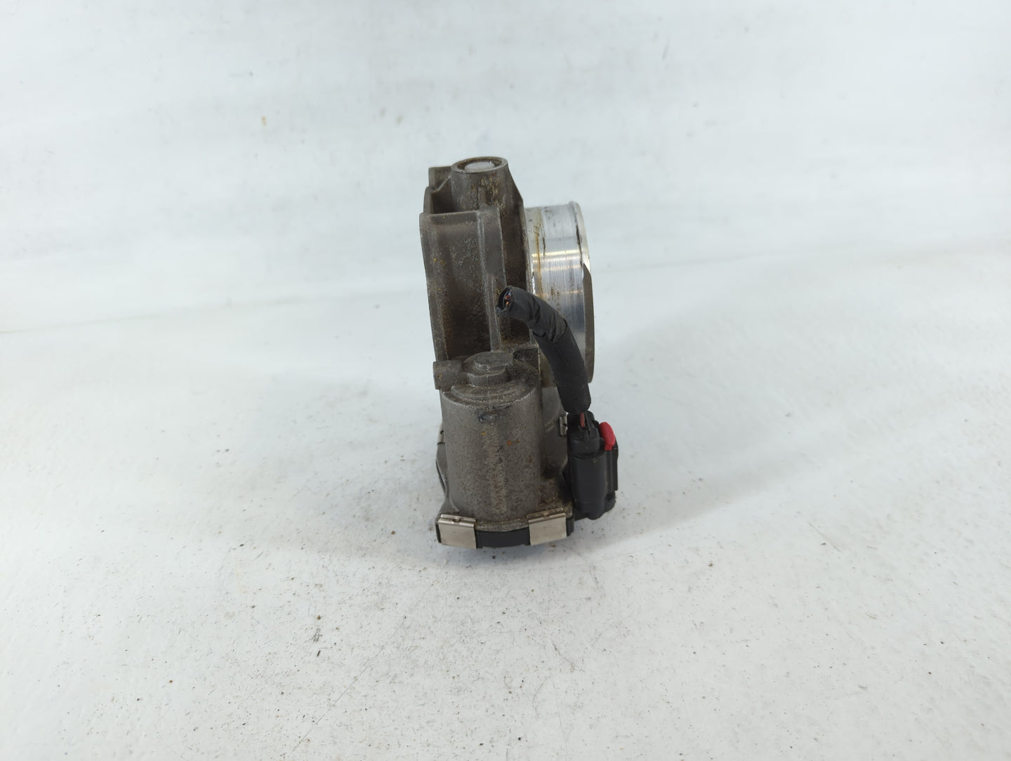 2013-2019 Cadillac Xts Throttle Body P/N:12670981AA Fits Fits 2012 2013 2014 2015 2016 2017 2018 2019 2020 2021 2022 OEM Use