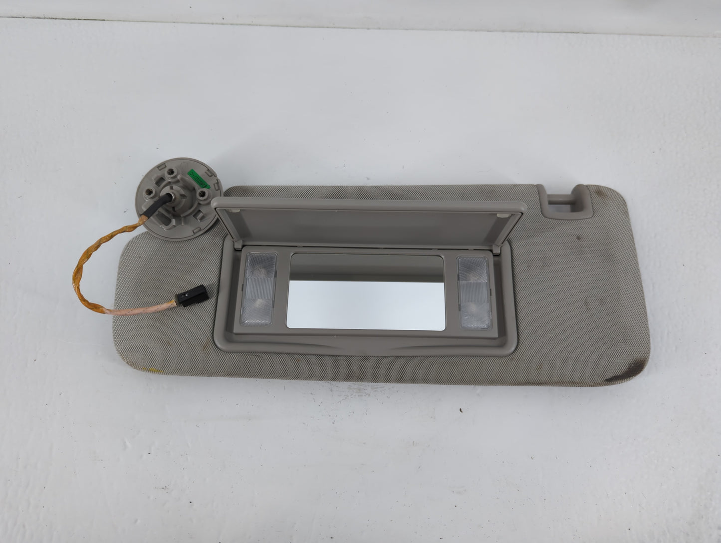 2013-2017 Cadillac Xts Sun Visor Shade Replacement Driver Left Mirror Fits Fits 2013 2014 2015 2016 2017 OEM Used Auto Parts