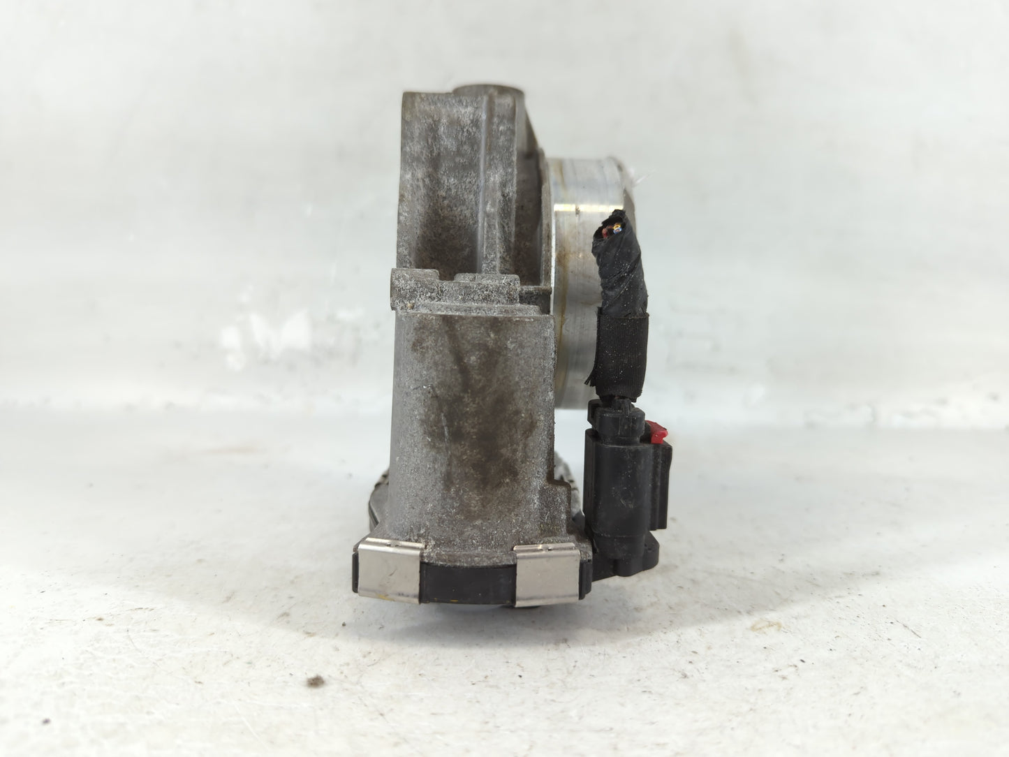 2013-2019 Cadillac Xts Throttle Body P/N:12670981AA Fits Fits 2012 2013 2014 2015 2016 2017 2018 2019 2020 2021 2022 OEM Use