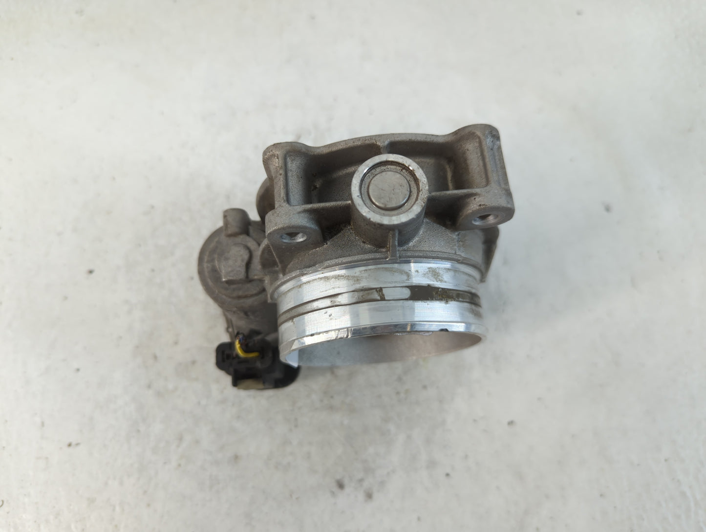 2013-2019 Cadillac Xts Throttle Body P/N:12670981AA Fits Fits 2012 2013 2014 2015 2016 2017 2018 2019 2020 2021 2022 OEM Use