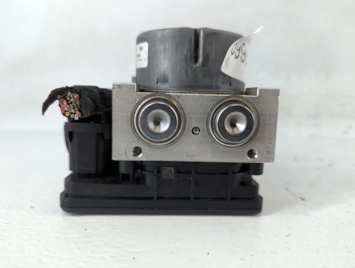 2017 Cadillac Xts Anti-Lock Brake ABS Pump Module Actuator OEM P/N:84123941 Fits OEM Used Auto Parts - Oemusedautoparts1.com