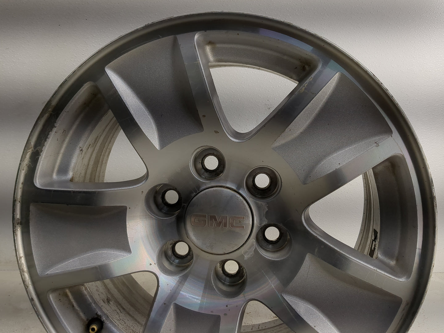 Chevrolet 1500 Oem Wheel Rim 1318392 - Oemusedautoparts1.com