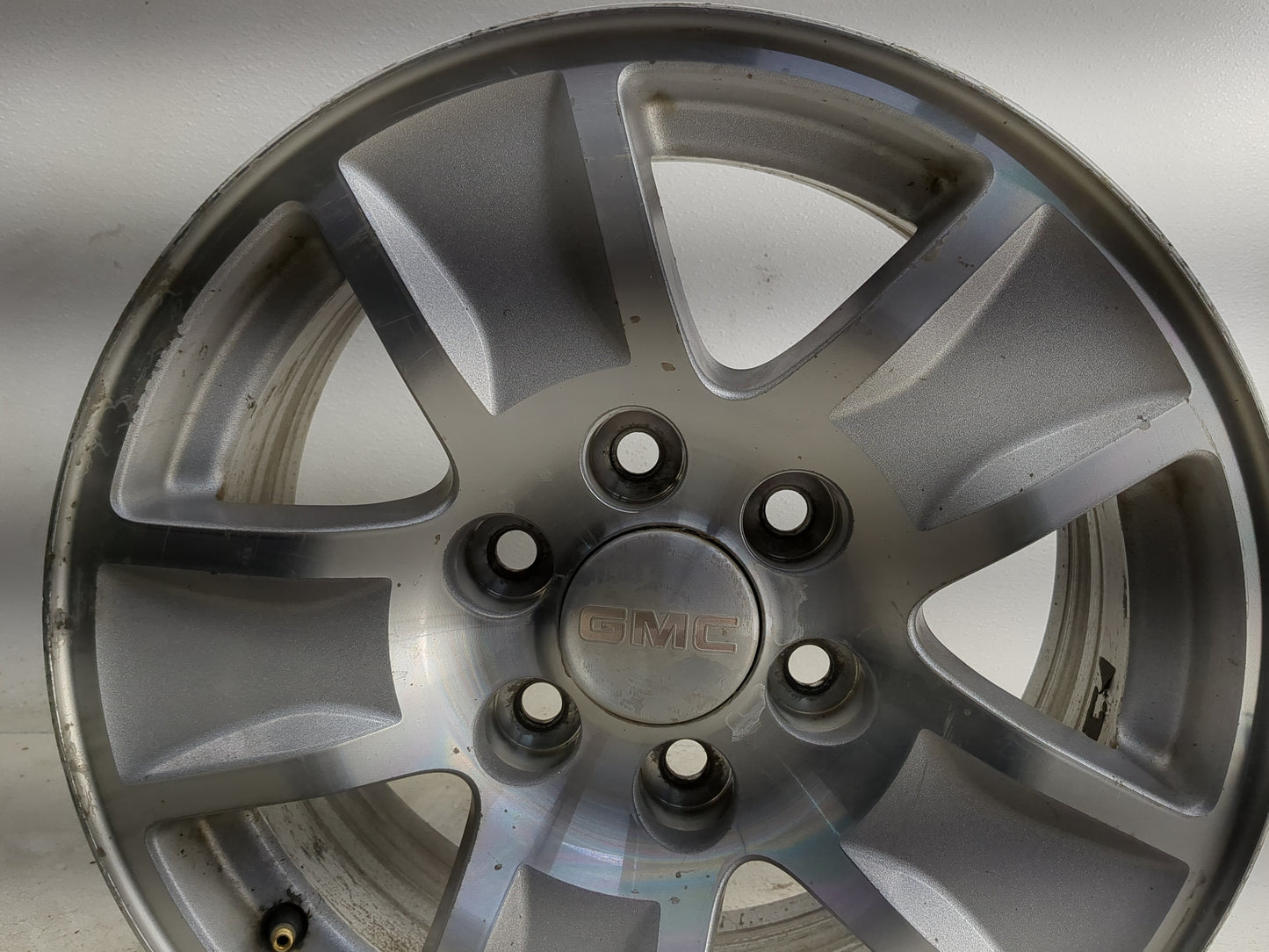 Chevrolet 1500 Oem Wheel Rim 1318392 - Oemusedautoparts1.com