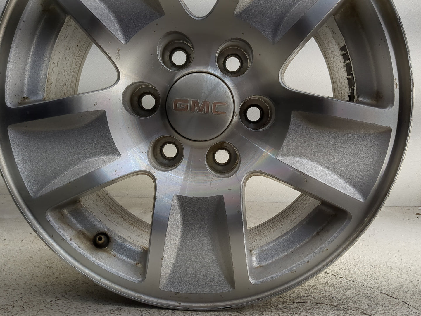Chevrolet 1500 Oem Wheel Rim 1318393 - Oemusedautoparts1.com