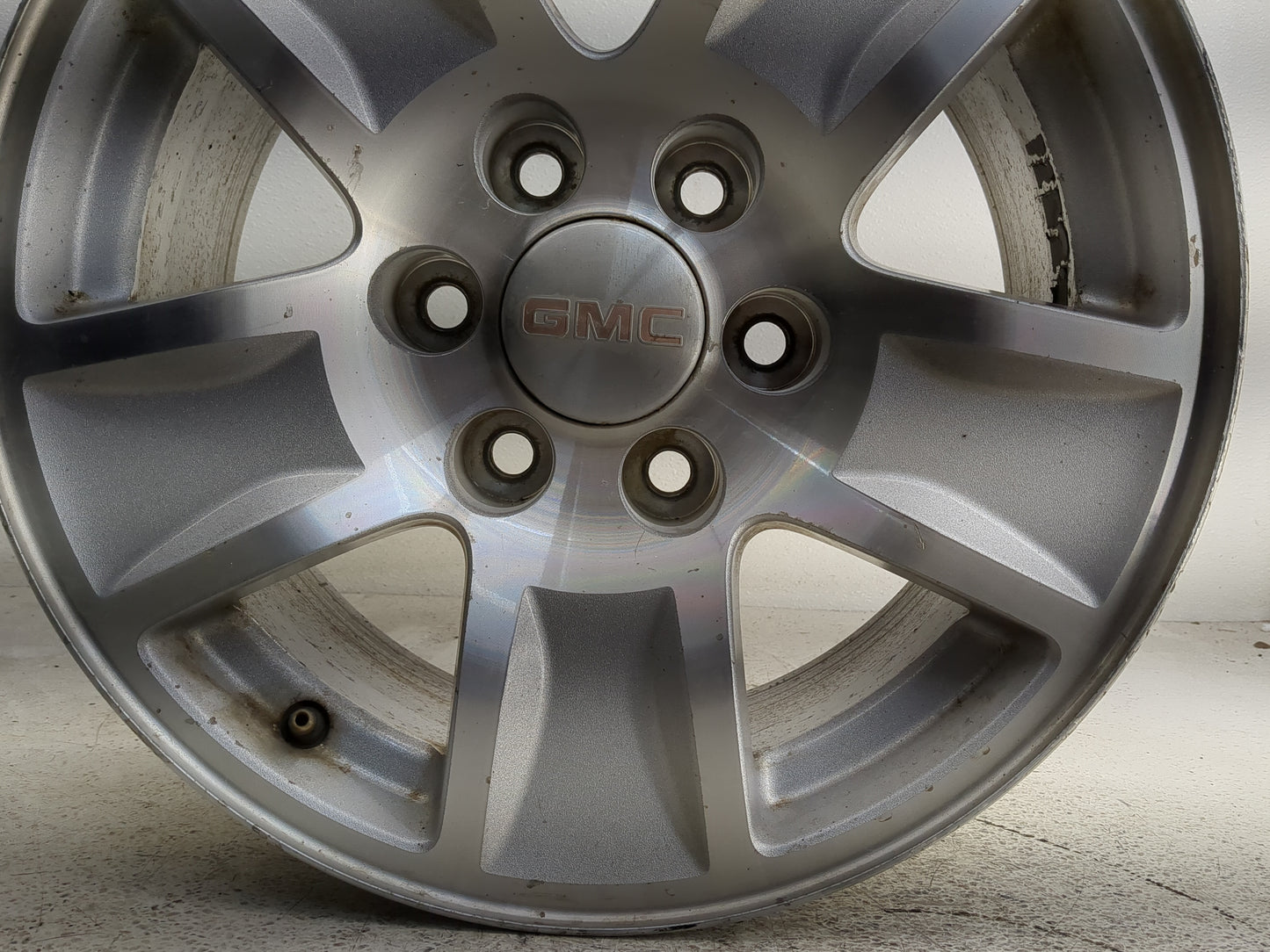 Chevrolet 1500 Oem Wheel Rim 1318393 - Oemusedautoparts1.com
