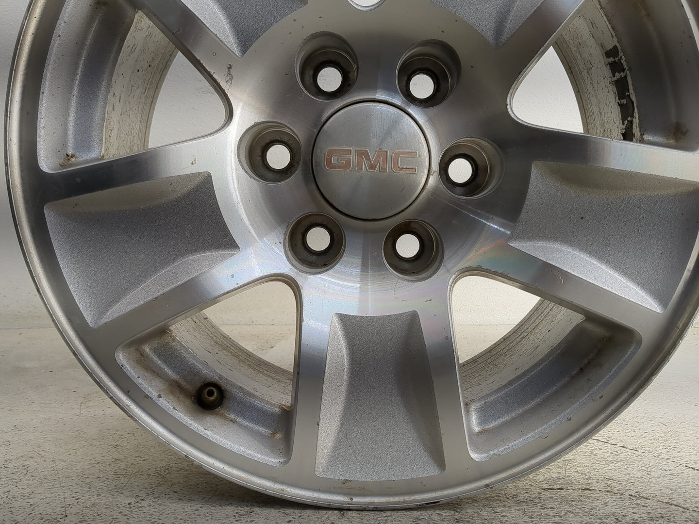 Chevrolet 1500 Oem Wheel Rim 1318393 - Oemusedautoparts1.com