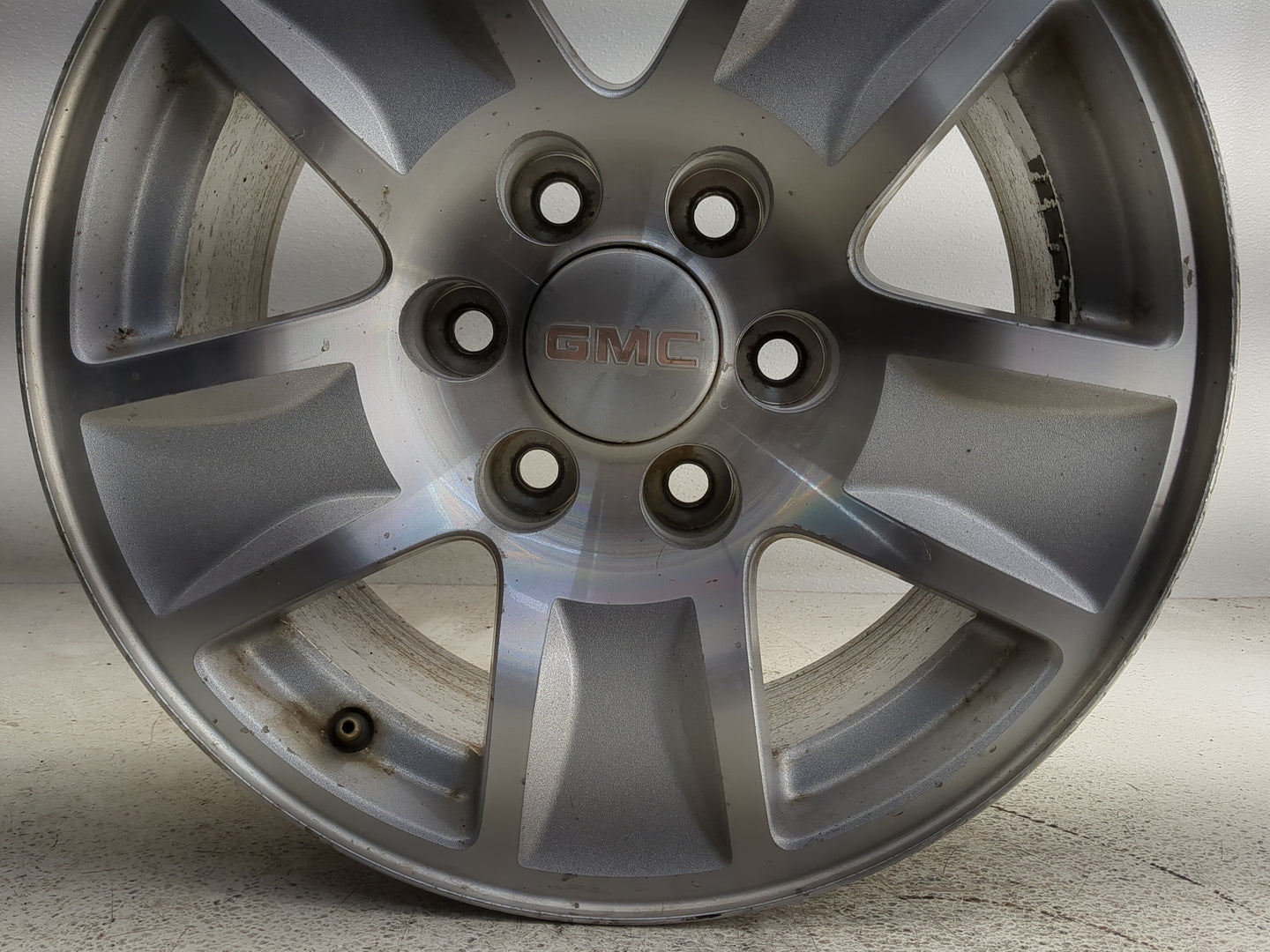 Chevrolet 1500 Oem Wheel Rim 1318393 - Oemusedautoparts1.com