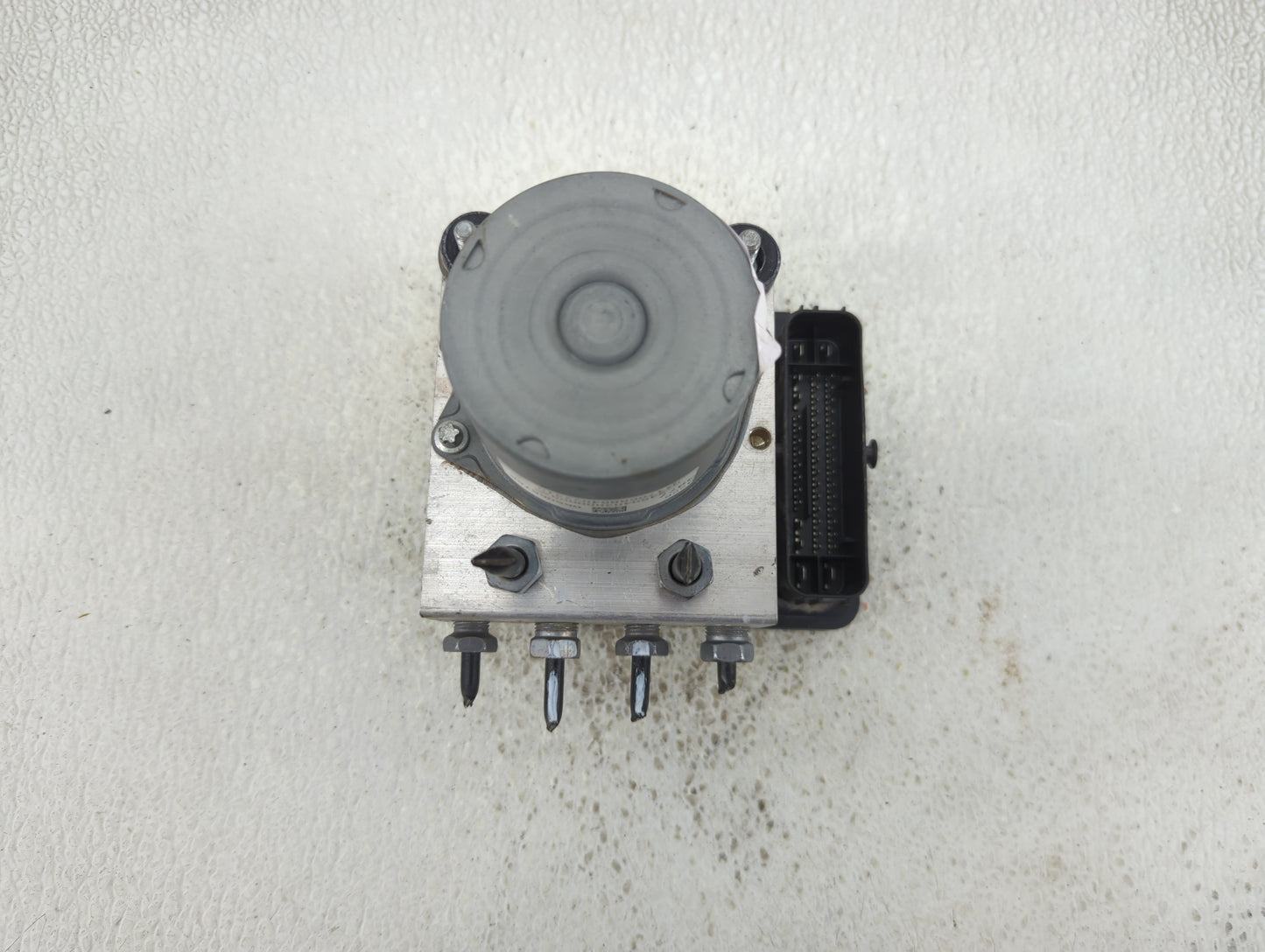 2017 Chevrolet Bolt Ev ABS Pump Control Module Replacement P/N:065055766 Fits OEM Used Auto Parts - Oemusedautoparts1.com
