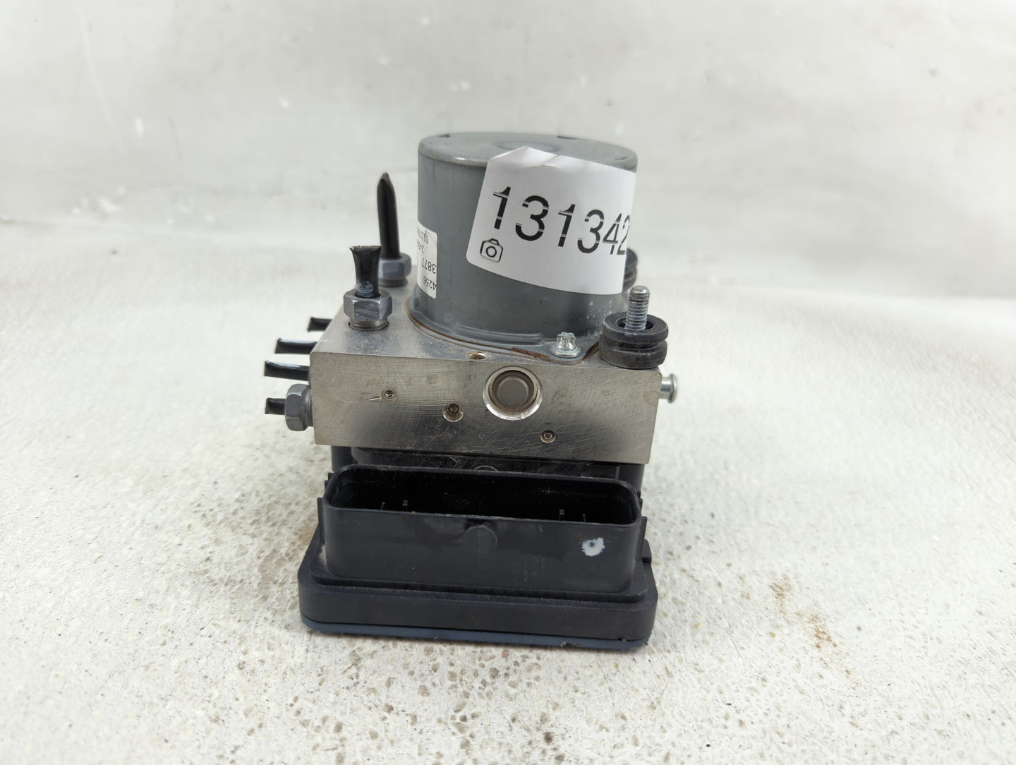 2017 Chevrolet Bolt Ev ABS Pump Control Module Replacement P/N:065055766 Fits OEM Used Auto Parts - Oemusedautoparts1.com