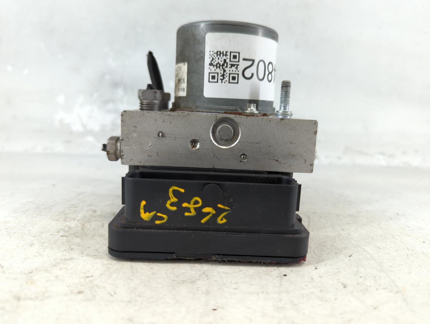 2017 Chevrolet Camaro ABS Pump Control Module Replacement P/N:84089247 Fits OEM Used Auto Parts - Oemusedautoparts1.com
