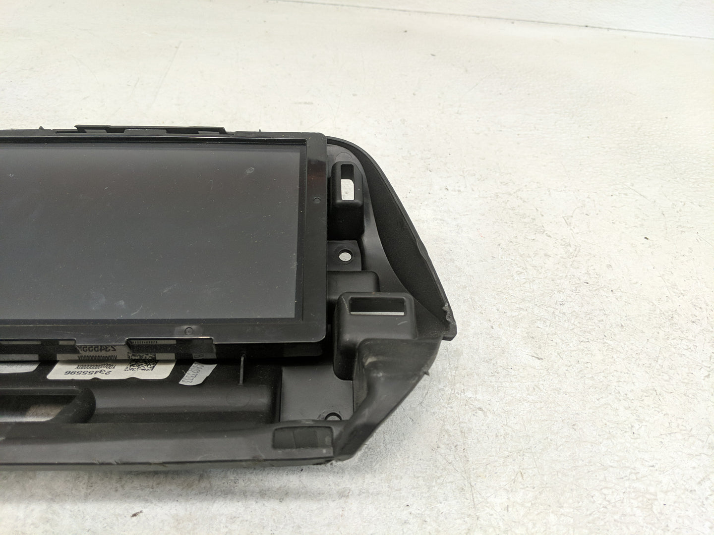 2017 Chevrolet Camaro Radio AM FM Cd Player Receiver Replacement Fits OEM Used Auto Parts - Oemusedautoparts1.com