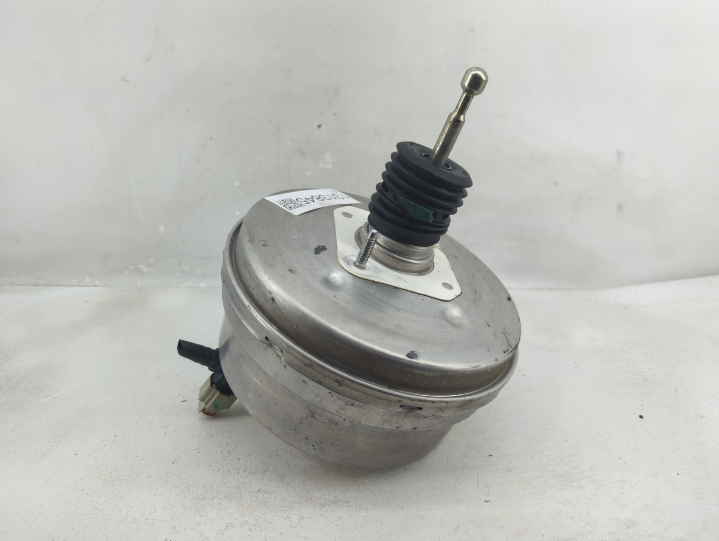 2016-2021 Chevrolet Camaro Power Brake Booster Oem 1313845 - Oemusedautoparts1.com