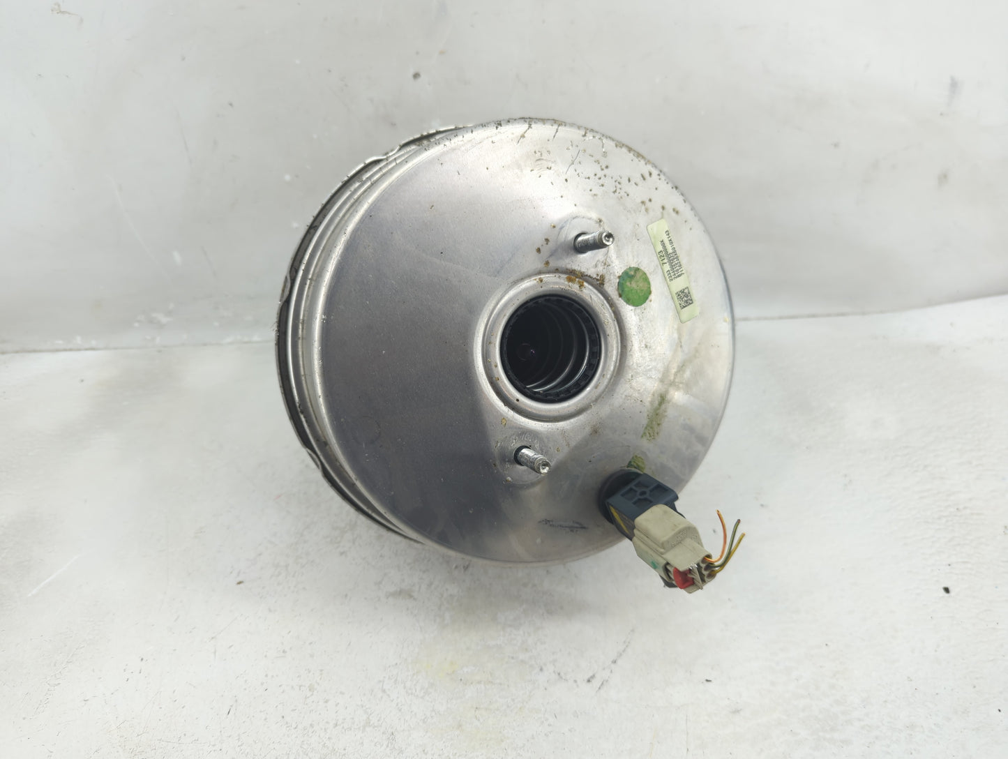 2016-2021 Chevrolet Camaro Power Brake Booster Oem 1313845 - Oemusedautoparts1.com