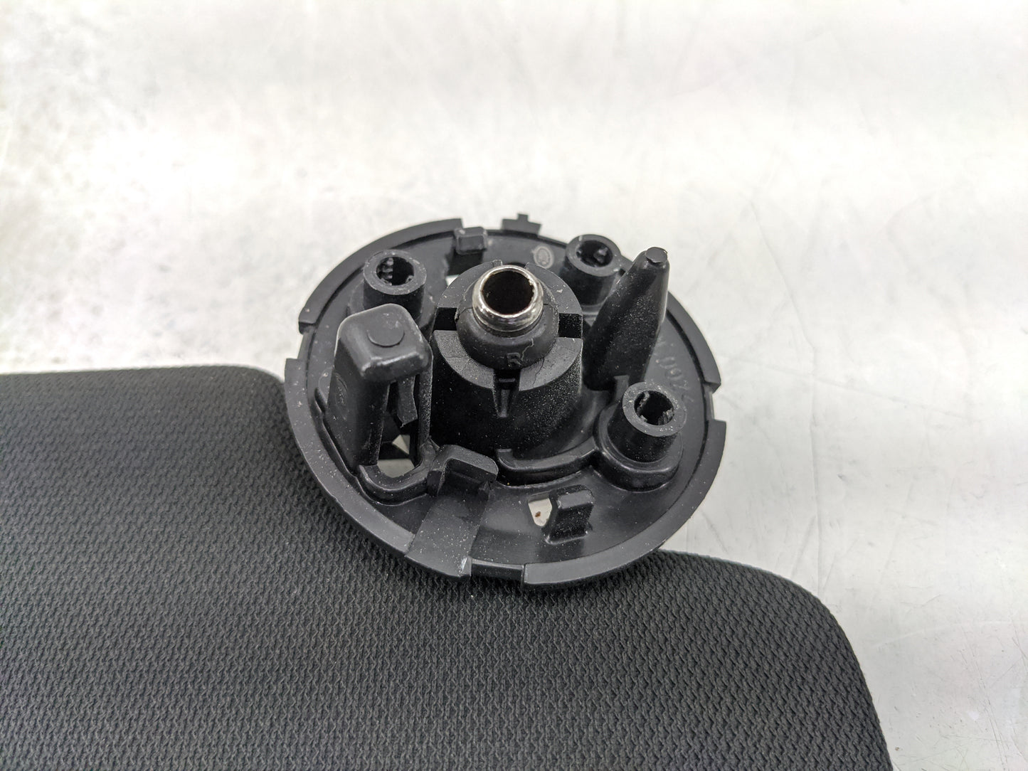 2021 Chevrolet Camaro Sun Visor Shade Replacement Passenger Right Mirror Fits OEM Used Auto Parts - Oemusedautoparts1.com
