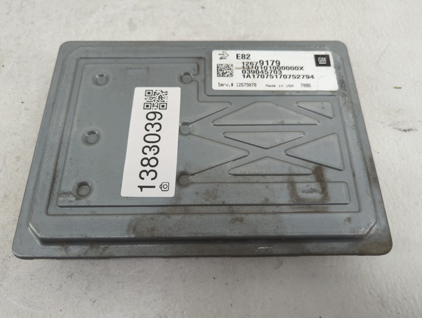 2017 Chevrolet Camaro PCM Engine Control Computer ECU ECM PCU OEM P/N:12679179 Fits Fits 2018 2019 2020 OEM Used Auto Parts 