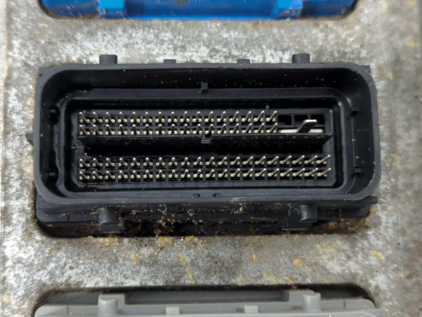 2017 Chevrolet Camaro PCM Engine Control Computer ECU ECM PCU OEM P/N:12679179 Fits Fits 2018 2019 2020 OEM Used Auto Parts 