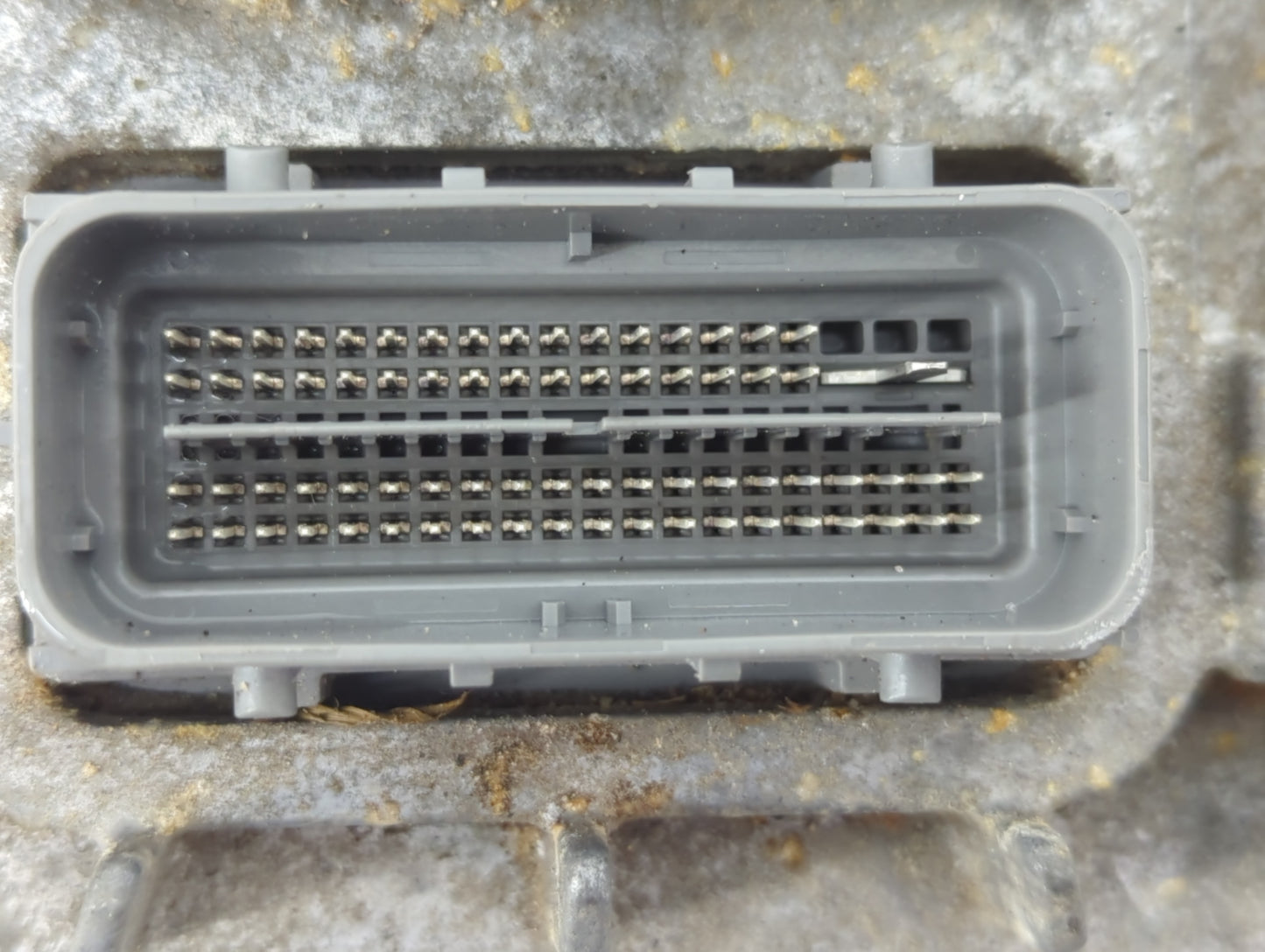 2017 Chevrolet Camaro PCM Engine Control Computer ECU ECM PCU OEM P/N:12679179 Fits Fits 2018 2019 2020 OEM Used Auto Parts 