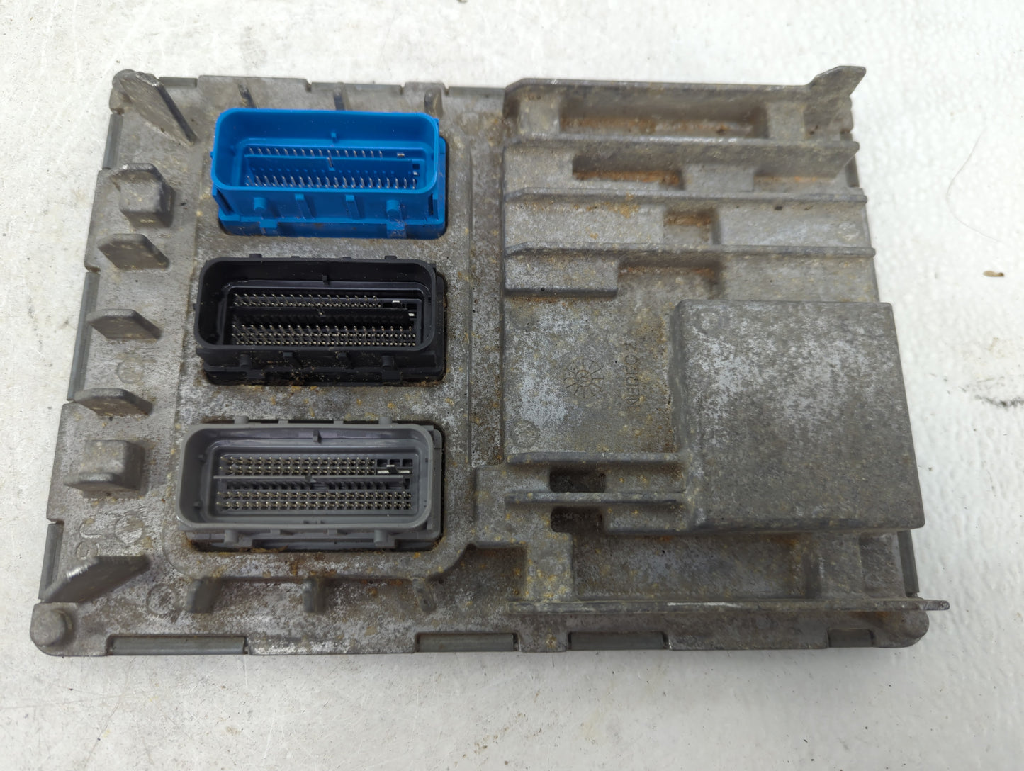 2017 Chevrolet Camaro PCM Engine Control Computer ECU ECM PCU OEM P/N:12679179 Fits Fits 2018 2019 2020 OEM Used Auto Parts 