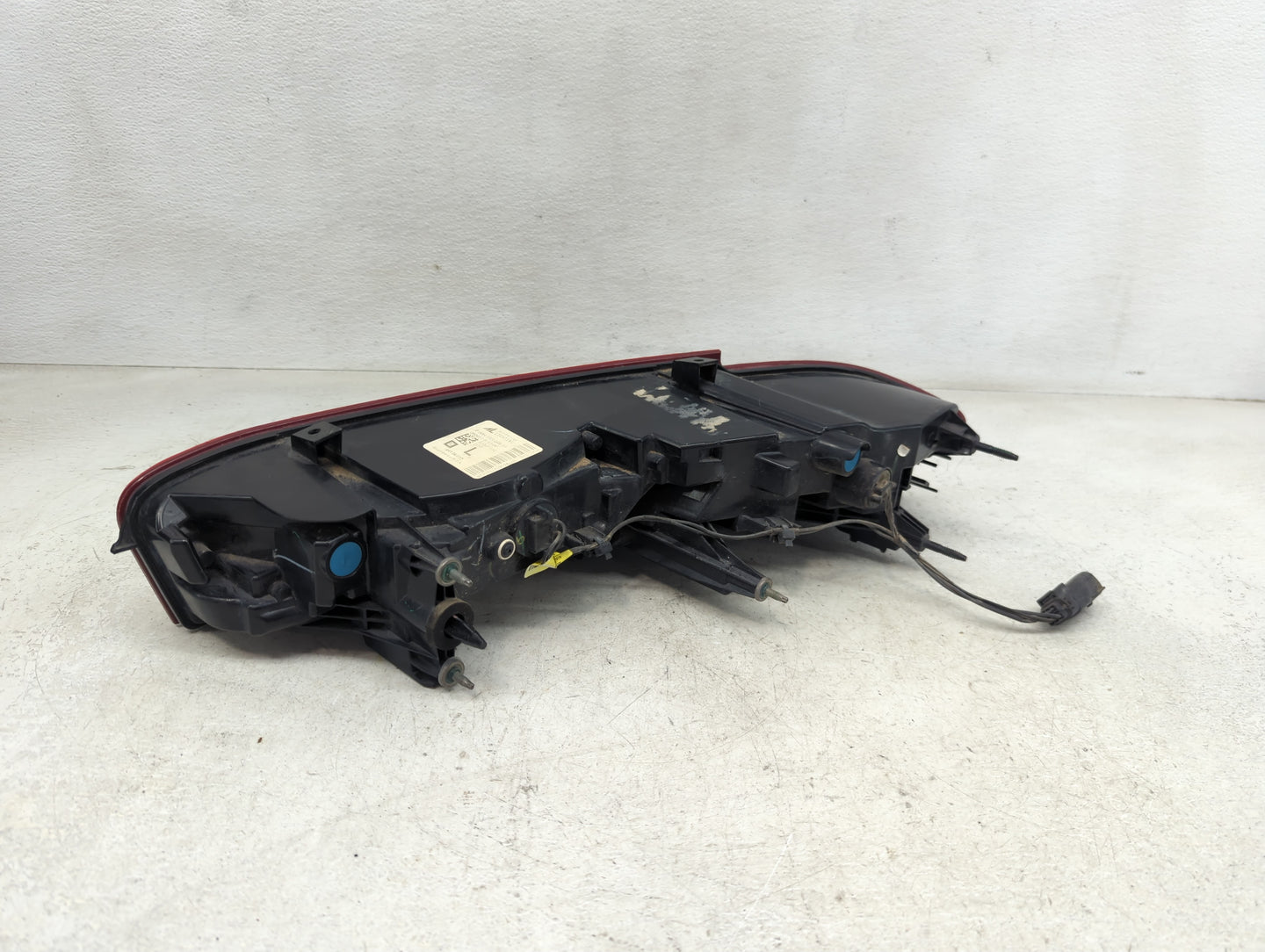 2017 Chevrolet Camaro Tail Light Assembly Driver Left OEM P/N:84136772 Fits OEM Used Auto Parts - Oemusedautoparts1.com