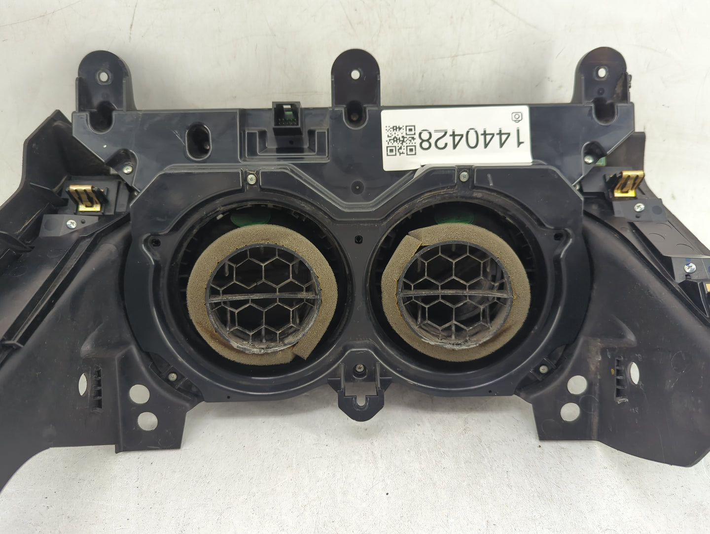 2016-2017 Chevrolet Camaro Climate Control Module Temperature AC/Heater Replacement P/N:84078979 Fits Fits 2016 2017 OEM Use
