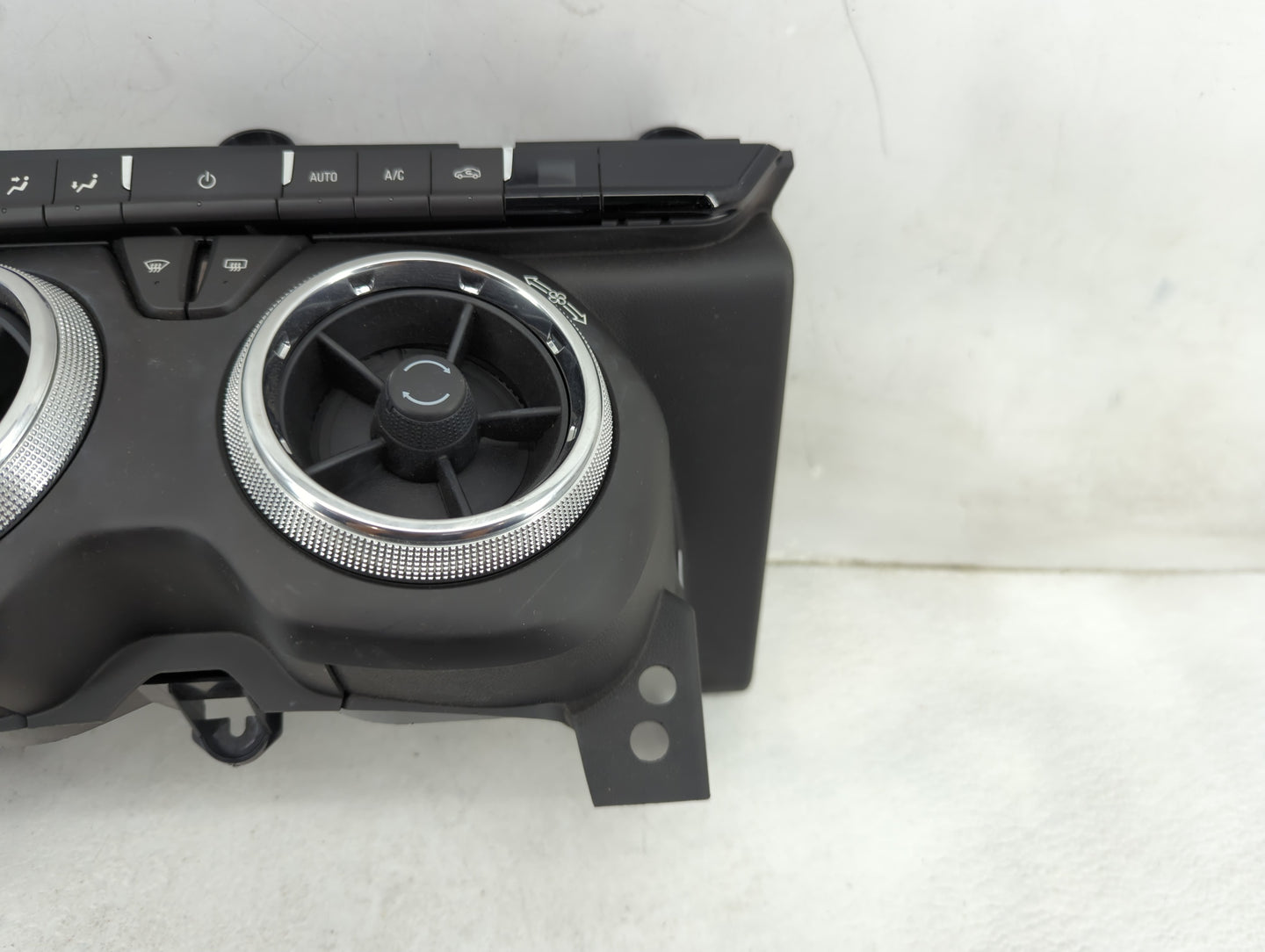 2017 Chevrolet Camaro Climate Control Module Temperature AC/Heater Replacement P/N:84078979 QFGM617A, MSIP-REM-N25-QFGM617A 