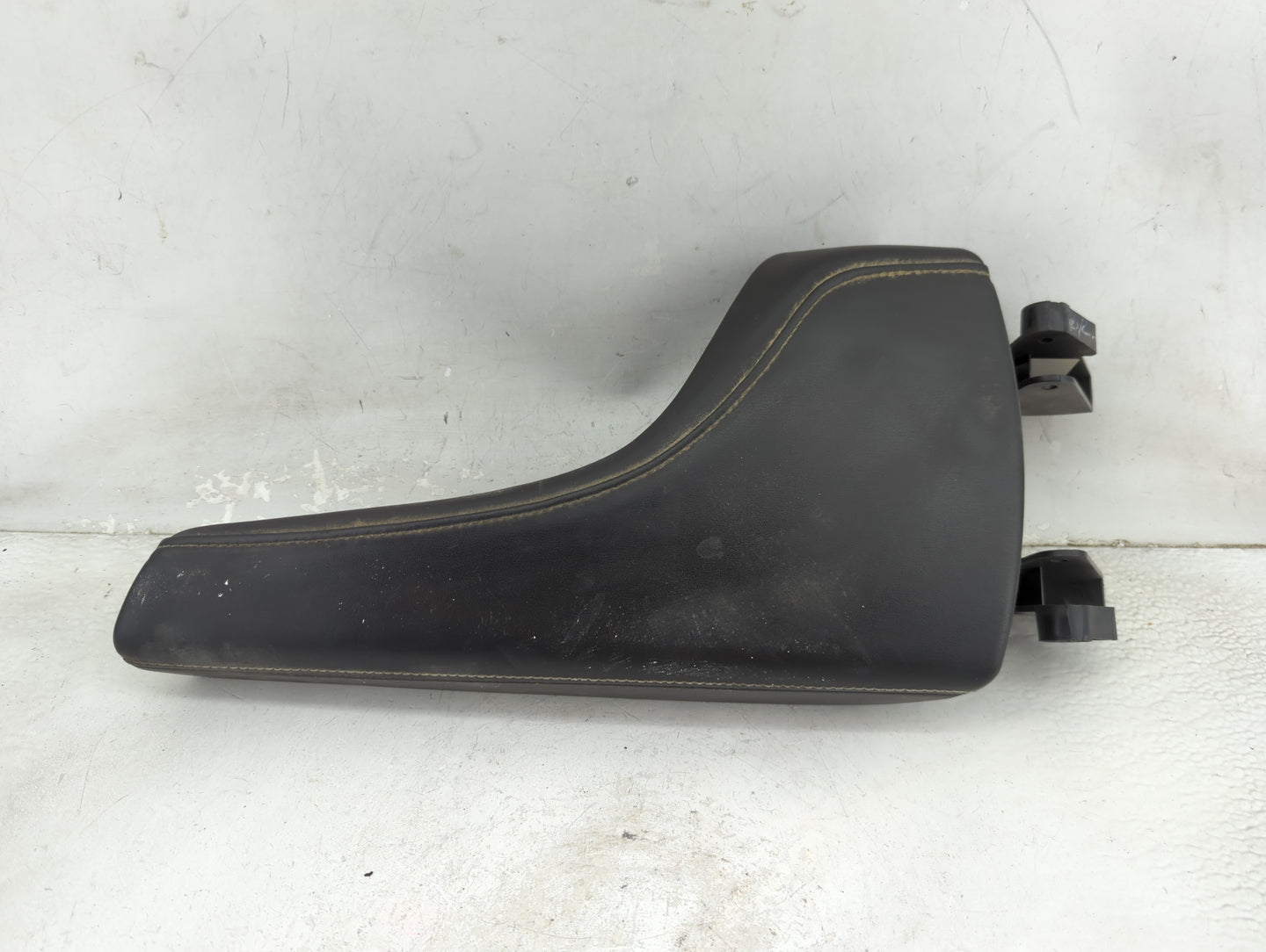 2017 Chevrolet Camaro Center Console Armrest Cover Lid Fits OEM Used Auto Parts - Oemusedautoparts1.com