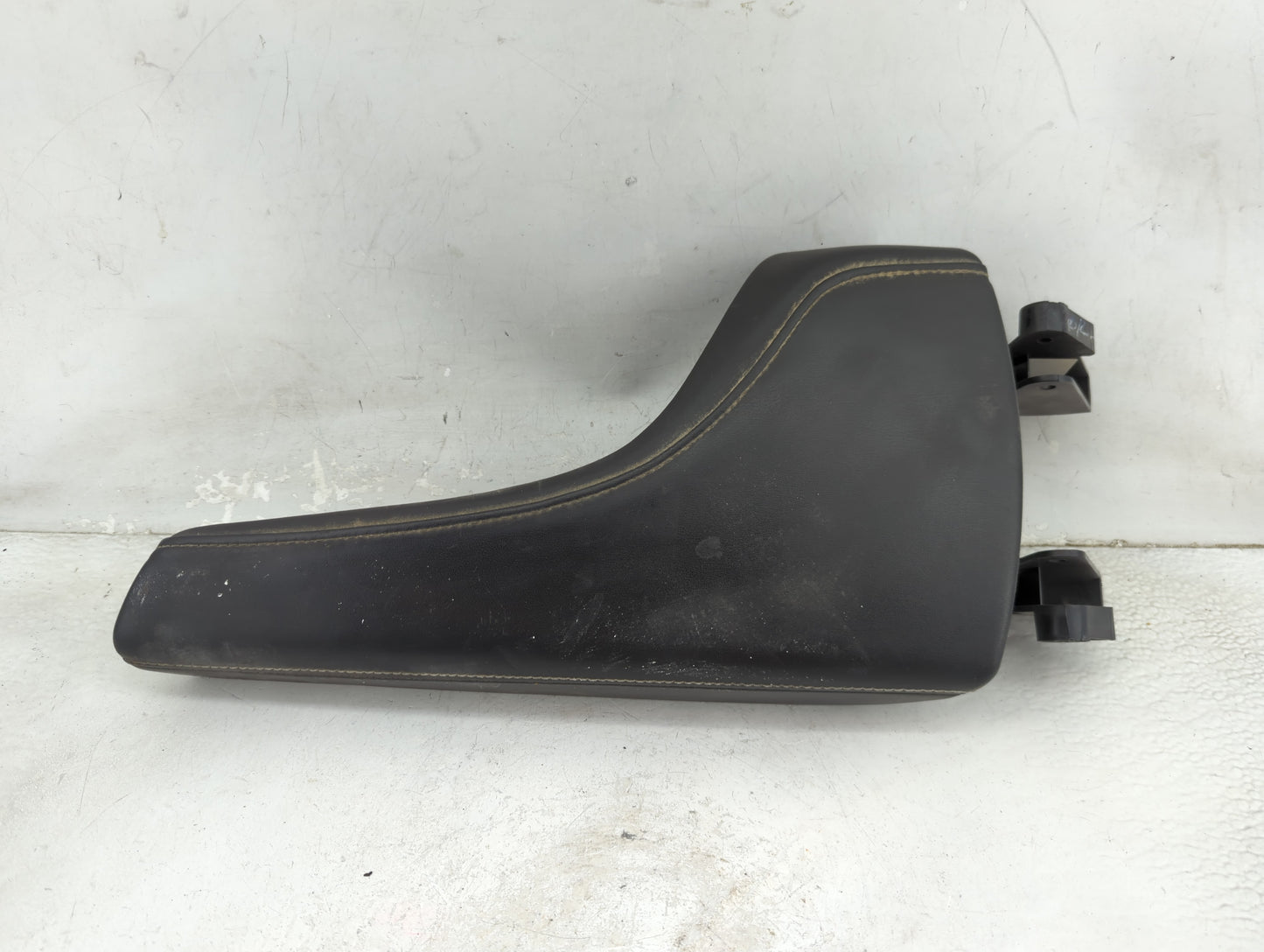 2017 Chevrolet Camaro Center Console Armrest Cover Lid Fits OEM Used Auto Parts - Oemusedautoparts1.com