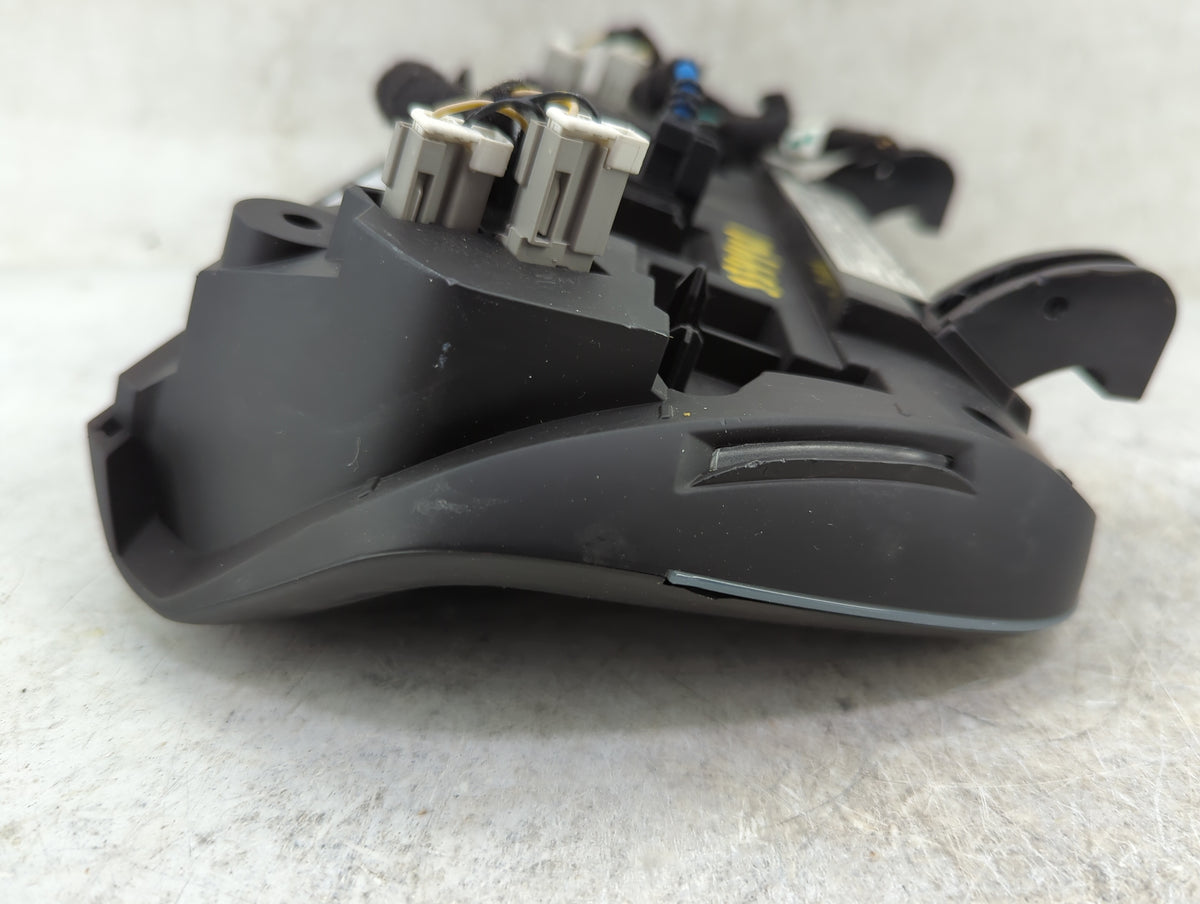 2017-2017 Chevrolet Camaro Radio Control Panel - Oemusedautoparts1.com