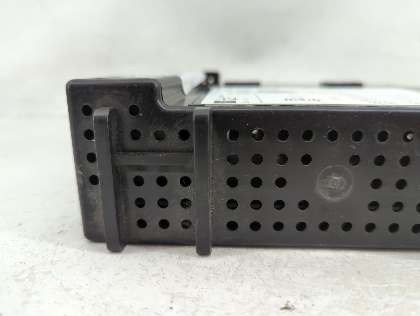 2017-2021 Chevrolet Camaro Radio AM FM Cd Player Receiver Replacement P/N:84102321 Fits Fits 2017 2018 2019 2020 2021 OEM Us
