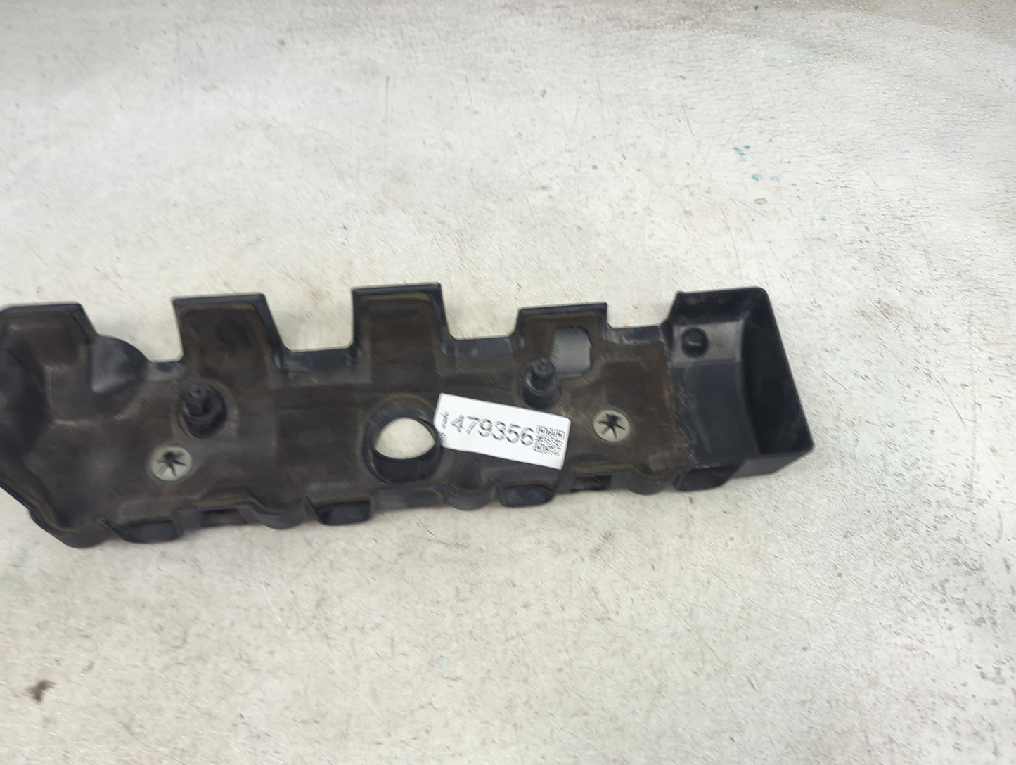 2017 Chevrolet Camaro Engine Cover Black - Oemusedautoparts1.com
