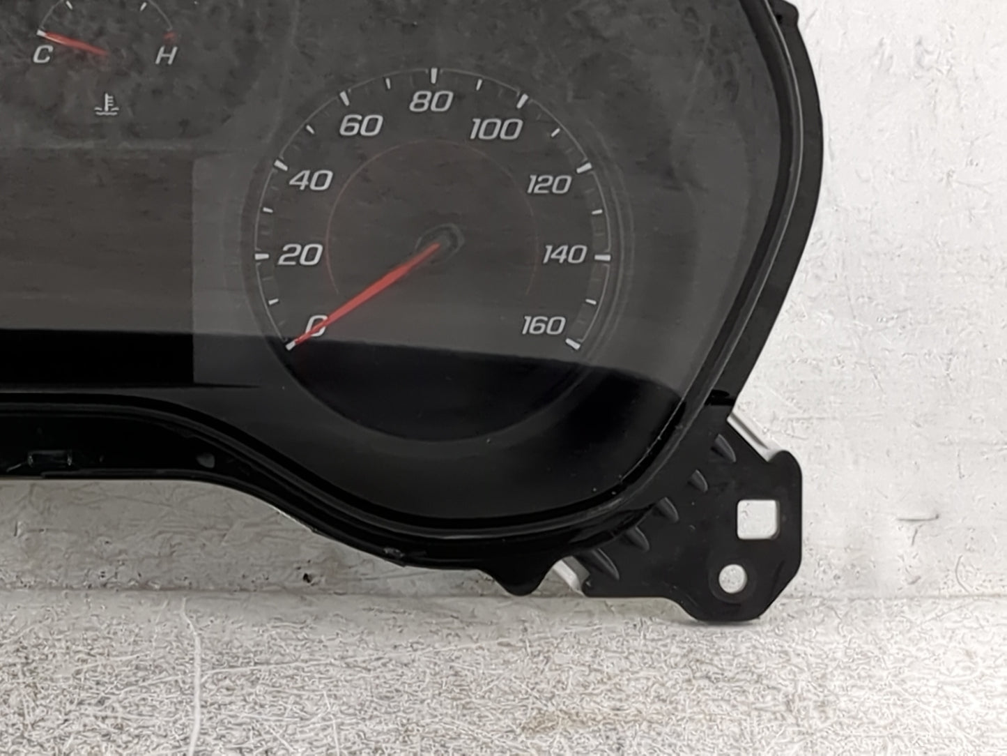 2017-2018 Chevrolet Camaro Instrument Cluster Speedometer Gauges P/N:84172785 Miles: Fits Fits 2017 2018 OEM Used Auto Parts